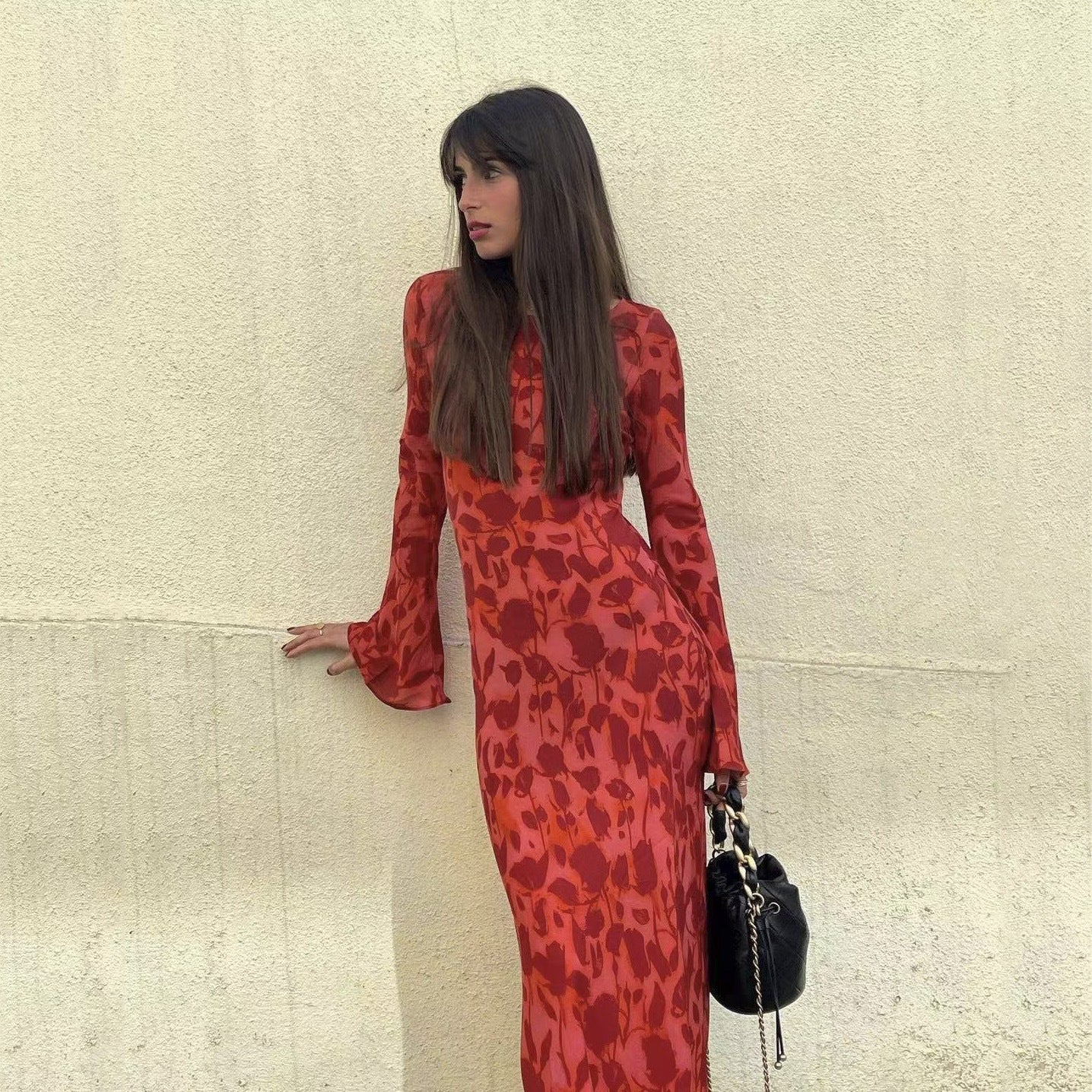 Vestido Rojo de Otoño