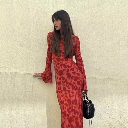 Vestido Rojo de Otoño